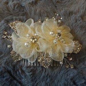 Flower Bride Wedding Hair Comb Pearl Bridal Rhinestone Hair Pieces
